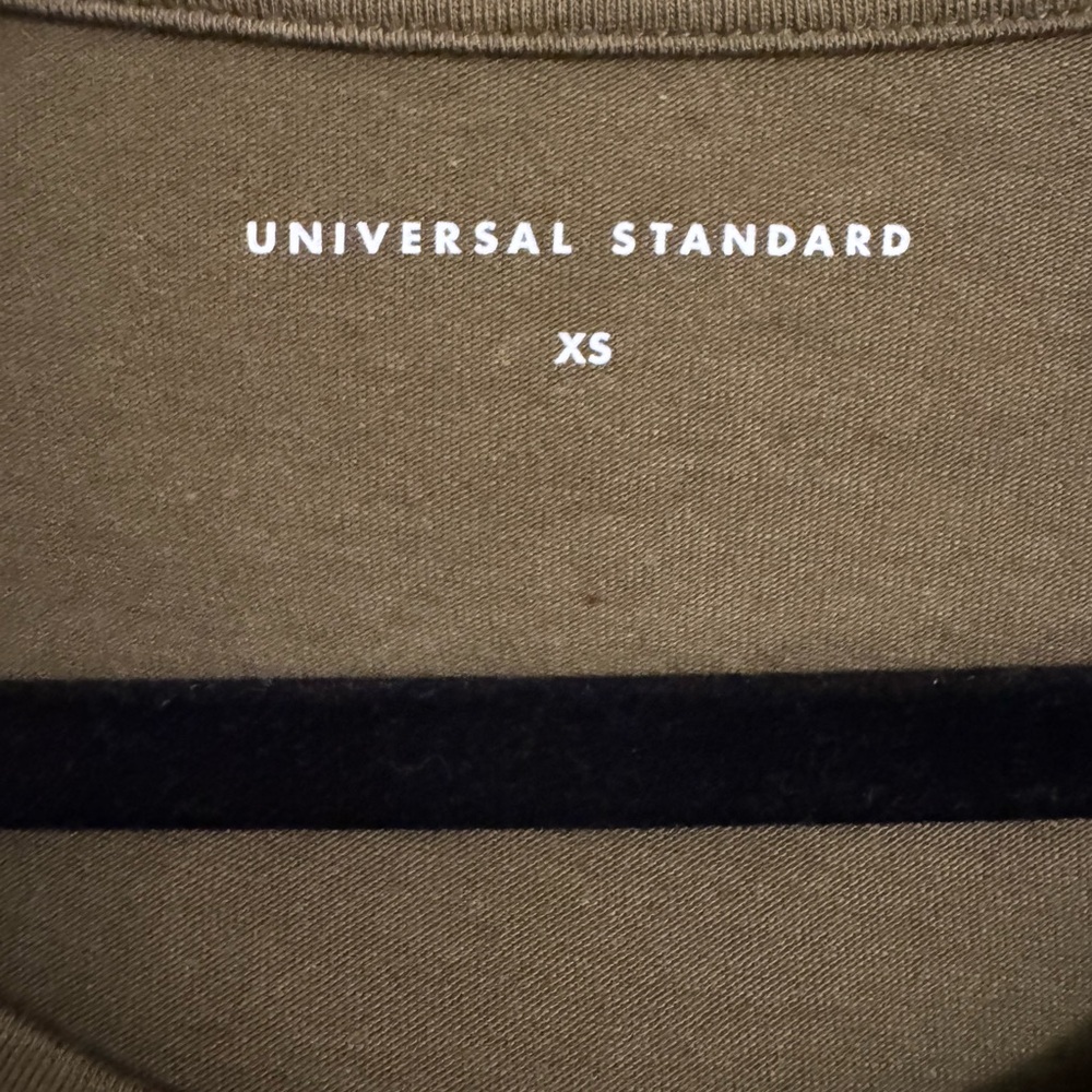 Universal Standard Tee Rex - Picture 3 of 4